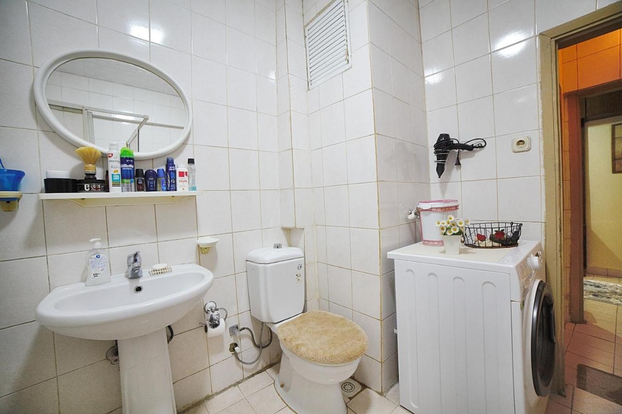 Private Room Close To Merter And Gungoren Textile Center Istanbul Eksteriør bilde