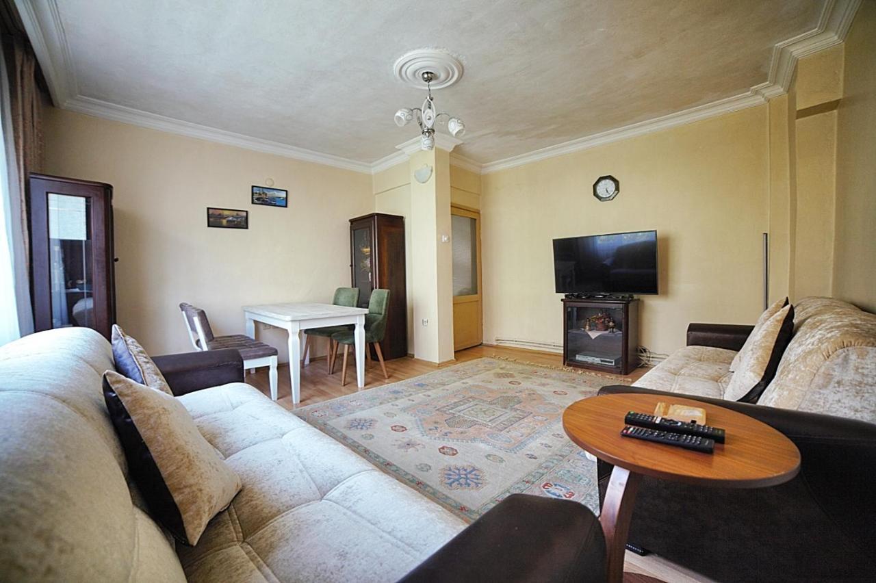 Private Room Close To Merter And Gungoren Textile Center Istanbul Eksteriør bilde